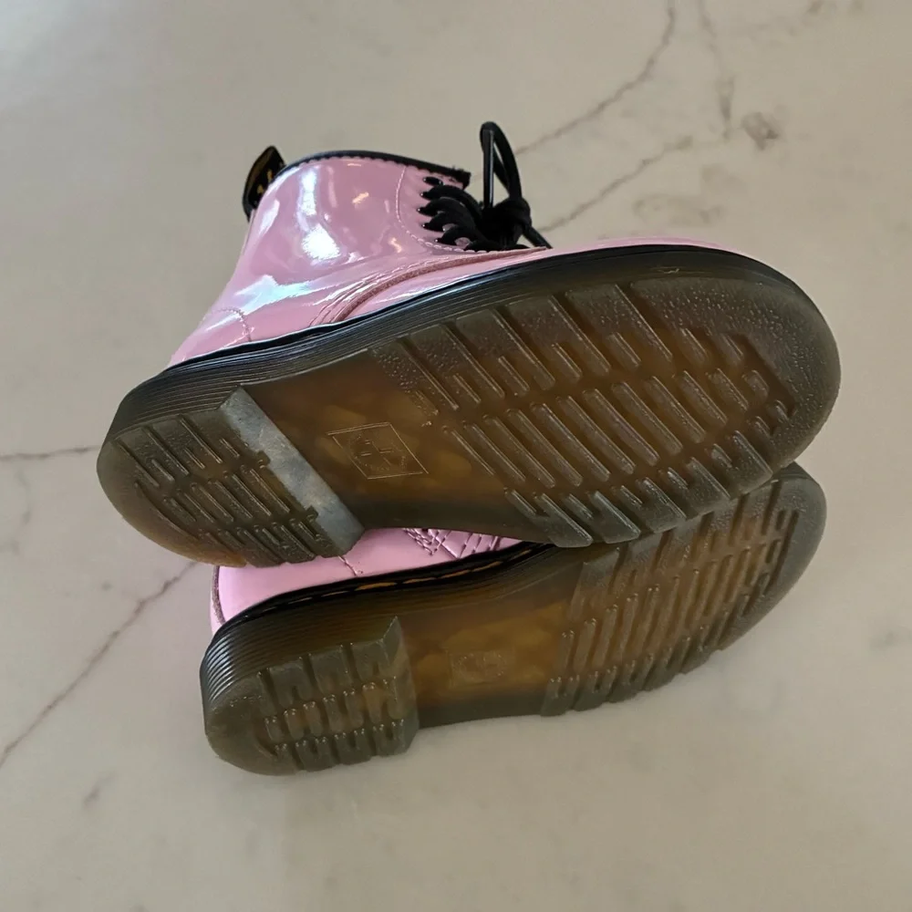Dr. Martens Toddler Boot - Pale Pink - Picture 9 of 11